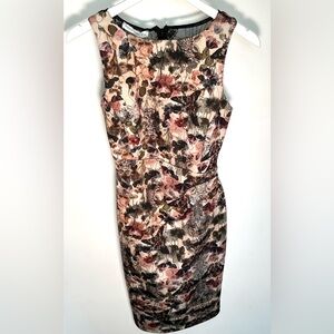 New Rinascimento floral midi dress with lace back, size S. Made in Italy.
